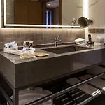 Mercure 트라존