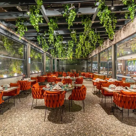 Mercure Готель