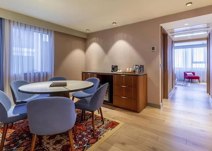 Отель Mercure 5*
