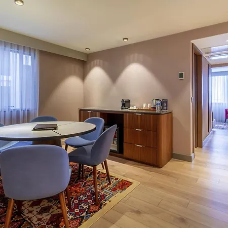 Mercure Отель