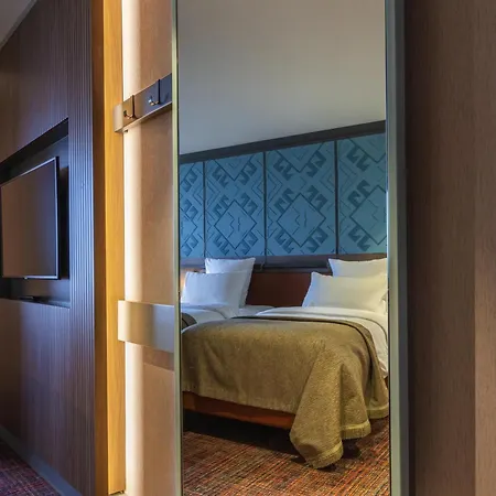Отель Mercure 5*