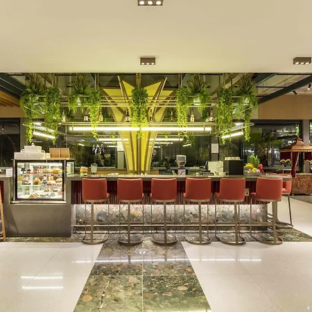 Mercure Отель